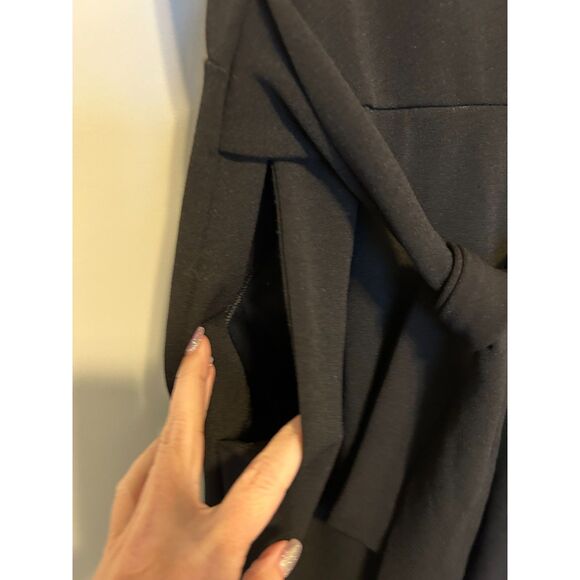 EXPRESS Brand Cap Sleeve Black Jumpsuit Size M Workwear, Evening Wear, Office, M - Picture 6 of 8